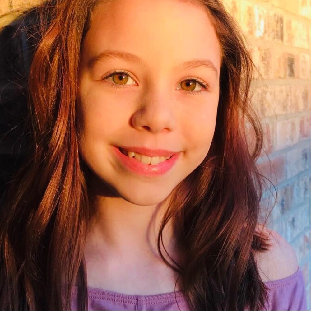 Meet your Posher, Emilee